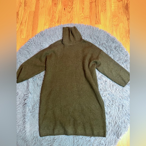 Tuckernuck Pomander Place Moss Green Vivianne Sweater Dress Size S -  mordernwear.com